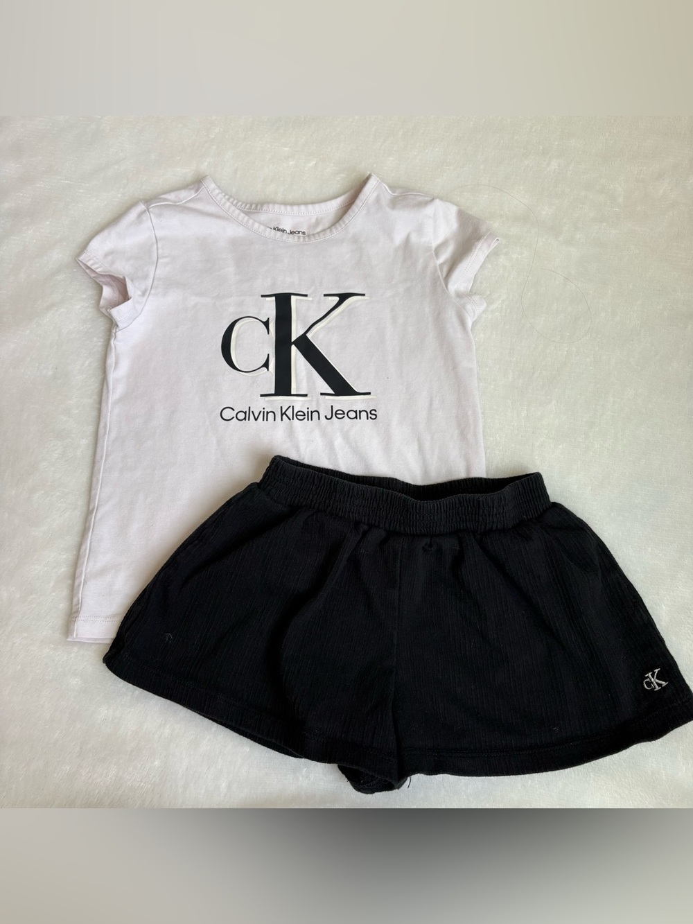 Girls Calvin Klein set